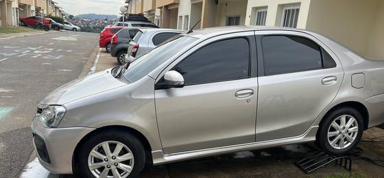 TOYOTA ETIOS 1.5 XLS SEDAN 16V FLEX 4P AUTOMÁTICO TOYOTA ETIOS 1.5 XLS SEDAN 16V FLEX 4P AUTOMÁTICO